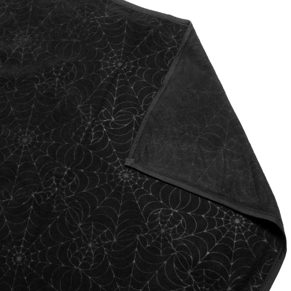 EMBOSSED SPIDERWEB XL THROW BLANKET
