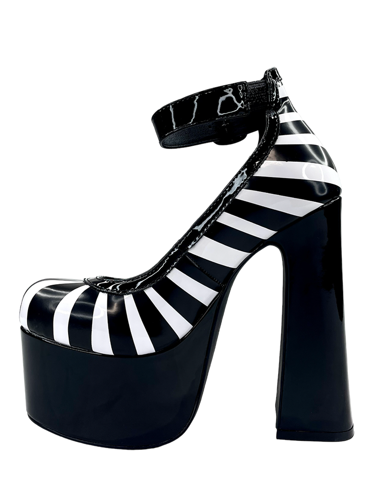 FRIGHT - BLACK/WHITE