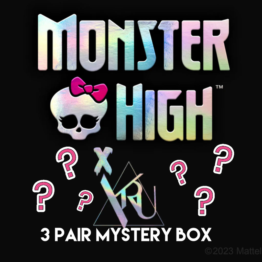 MONSTER HIGH X YRU MYSTERY BOX - 3 PAIRS