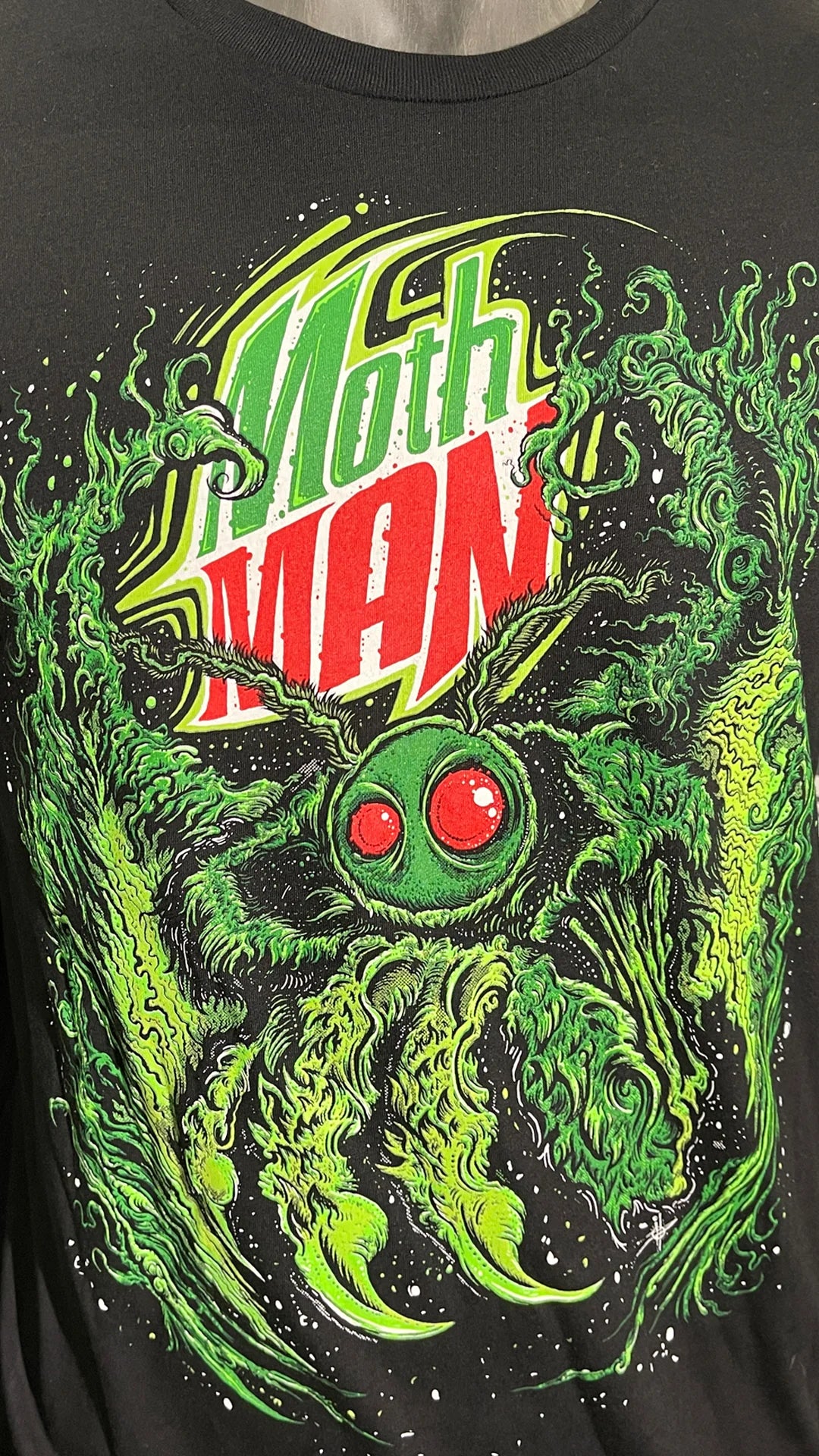 MOUNTAIN MOTHMAN TEE