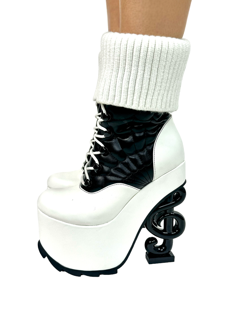 PHANTOM - BLACK/WHITE