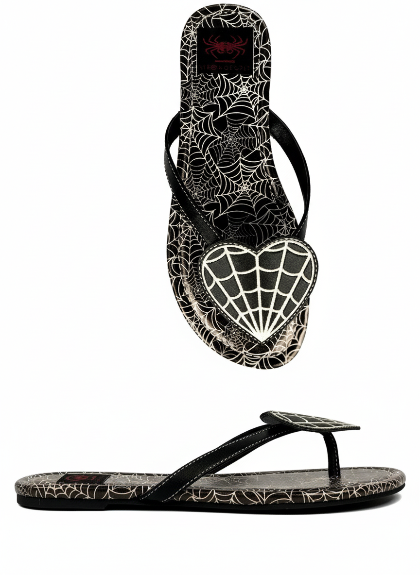 Betty Web Heart Black — strangecvlt