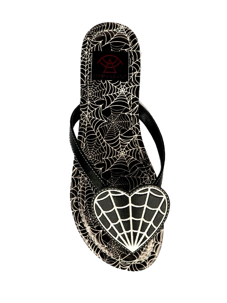 Betty Web Heart Black — strangecvlt